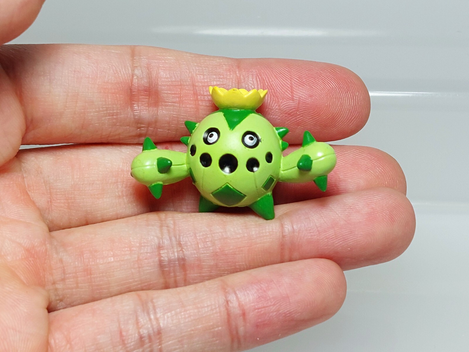 Pokemon Figure Cacturne FC Adv Bandai & Cacnea Suction Cup Banpresto 0.9-1.2in