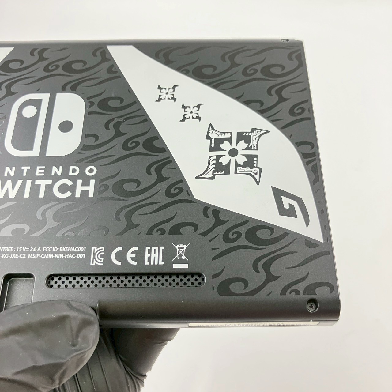Nintendo Switch Monster Hunter Rise HAC-001 (-01) A Rank Console & Joy-Con