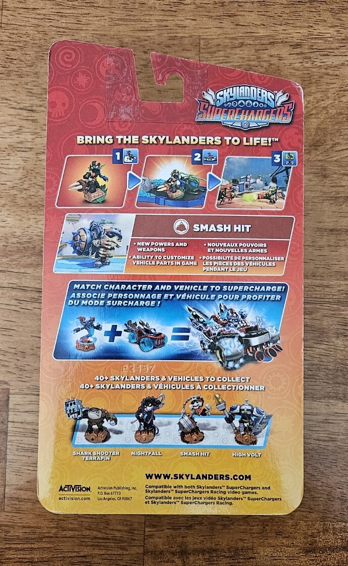 Skylanders SuperChargers Smash Hit Figure – Factory Sealed NIB