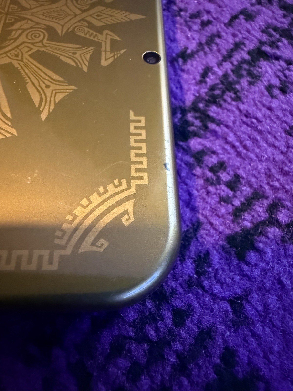 Nintendo New 3DS XL Hyrule Edition With Stylus (RED-001)