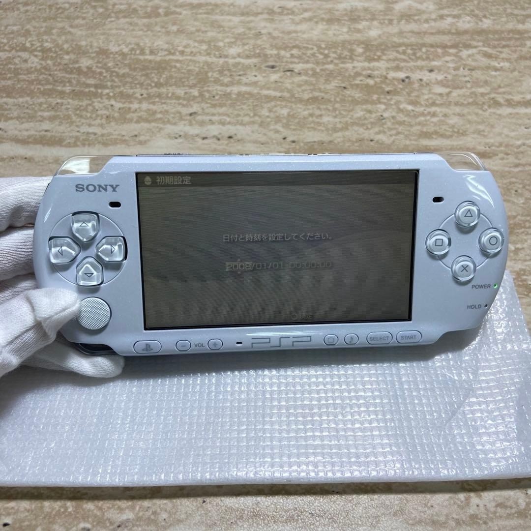 Sony PSP 3000 Pearl White Complete in Box Excellent Condition 7088
