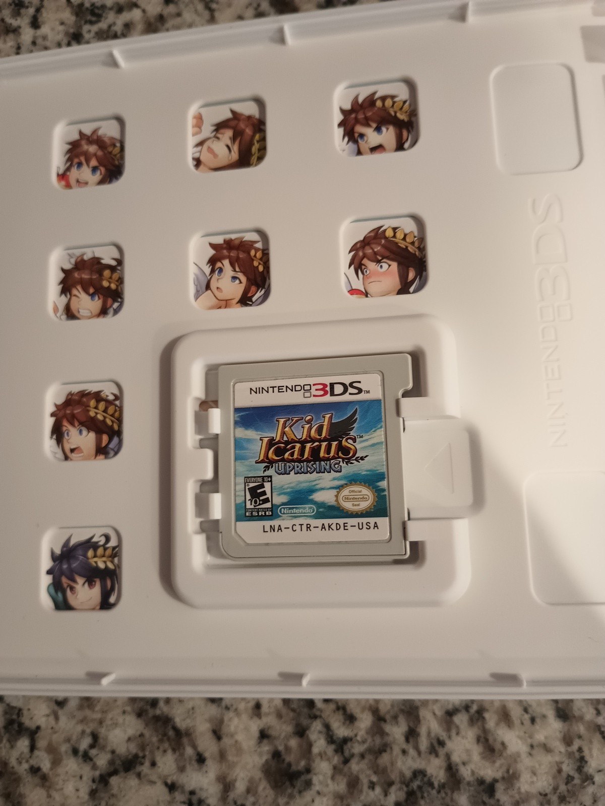 Kid Icarus Uprising (nintendo 3DS, 2012) Authentic Cartridge | Extra 6 AR Cards