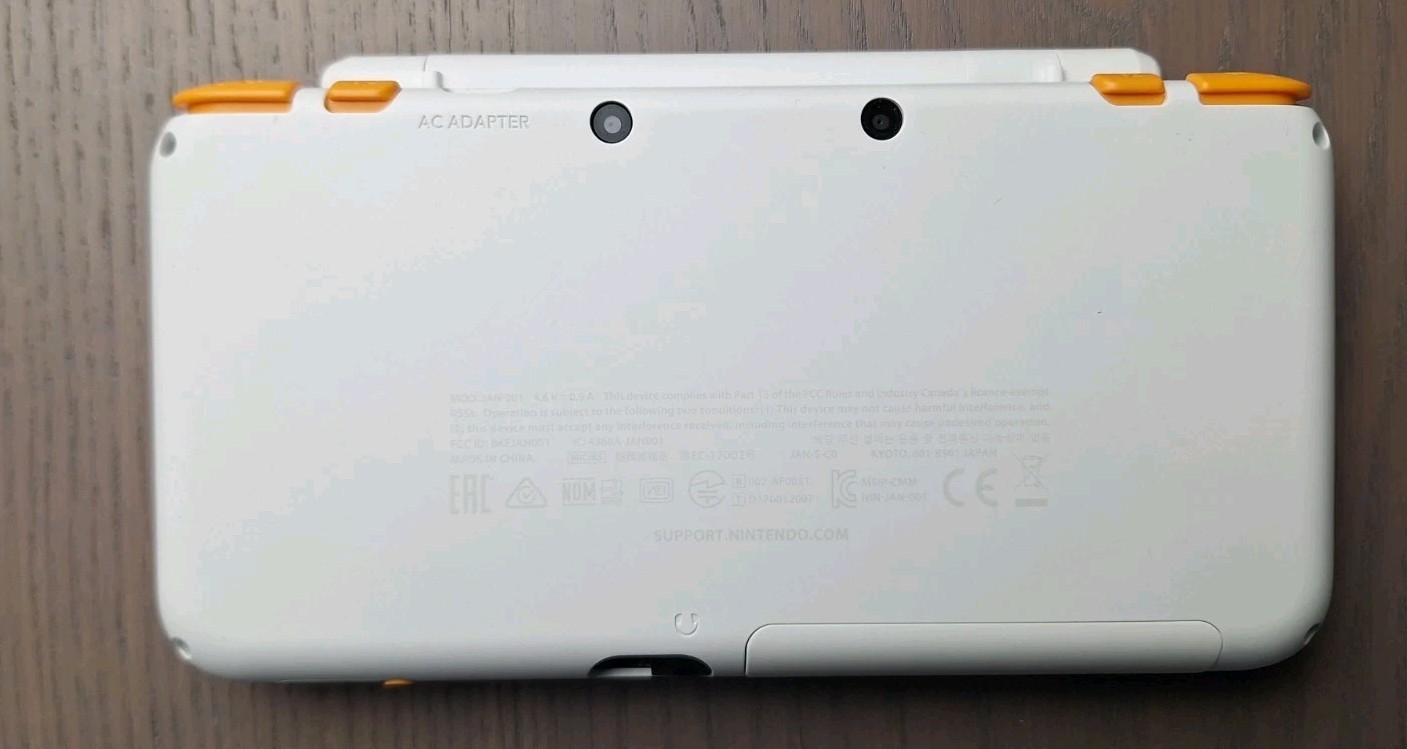 New Nintendo 2DS XL White Orange | Charger + 32GB SD Card | Region Free
