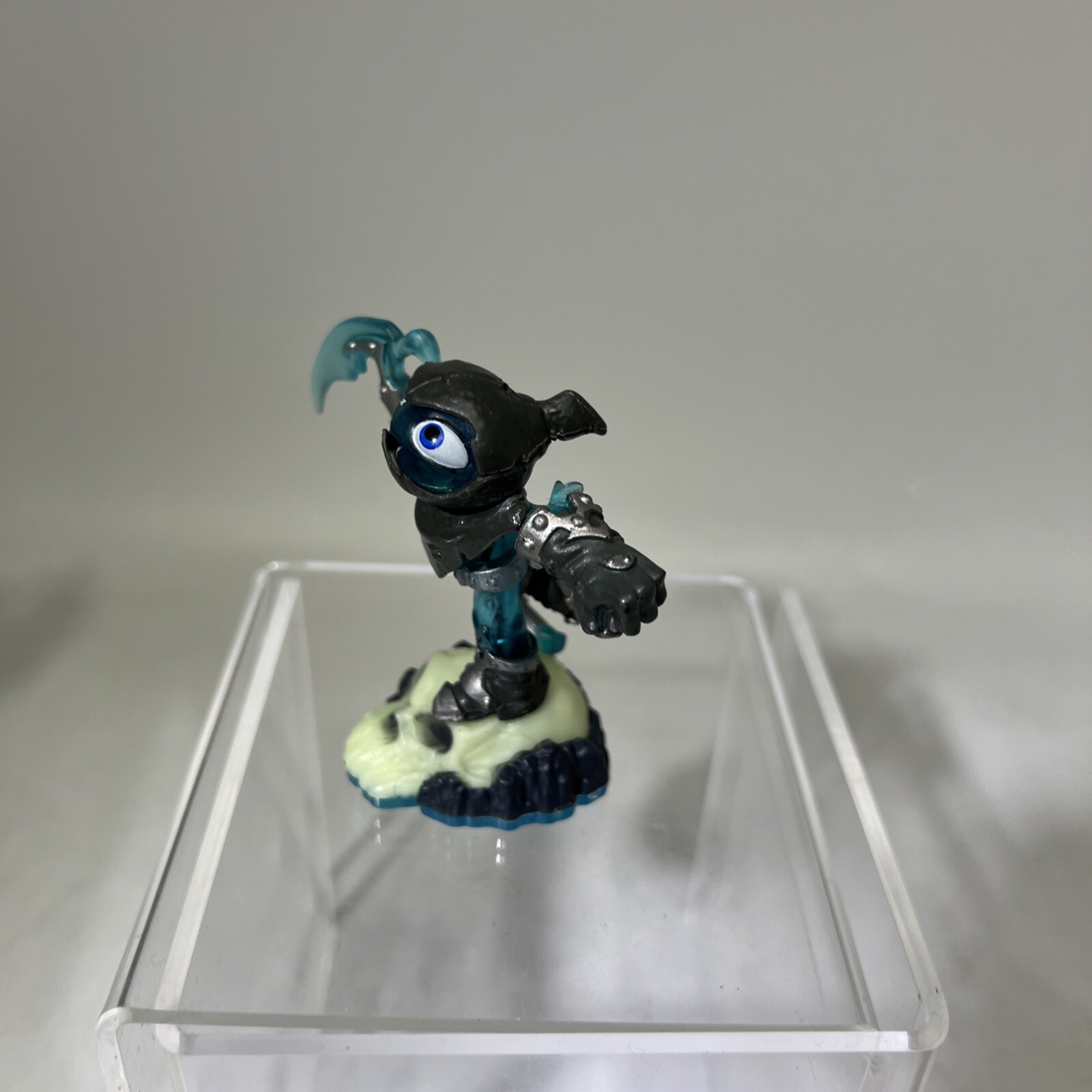 Skylanders Swap Force Lot of 4 Blue Base Activision Non-Swappable Figures #ML1