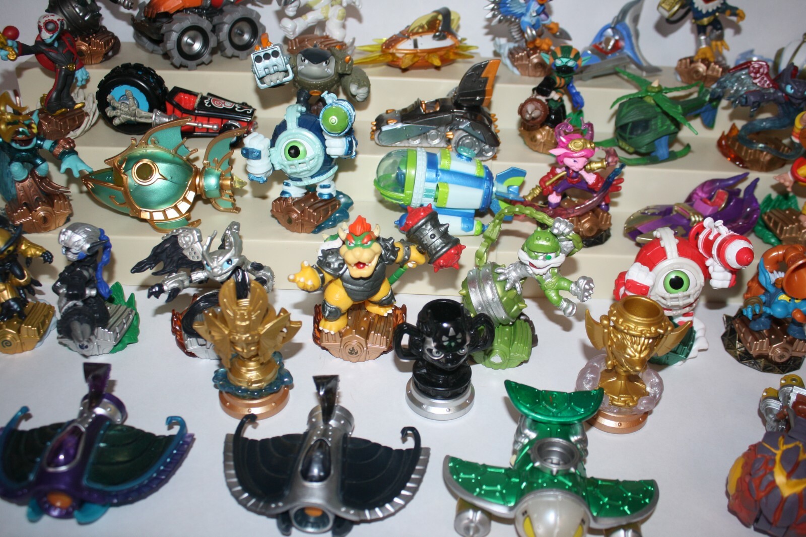 Skylanders Superchargers Figures Buy 4 Get 1 Free Finish Your Set Free Shipping