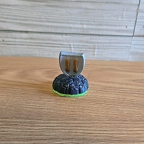 Activision Skylander Figures Lot of 6! Lava Barf Fire Kraken Scorp Flashwing M11
