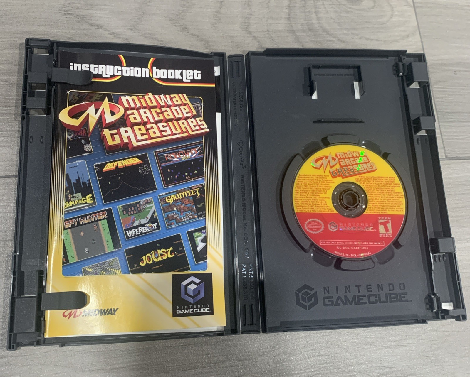 Midway Arcade Treasures Nintendo GameCube CIB