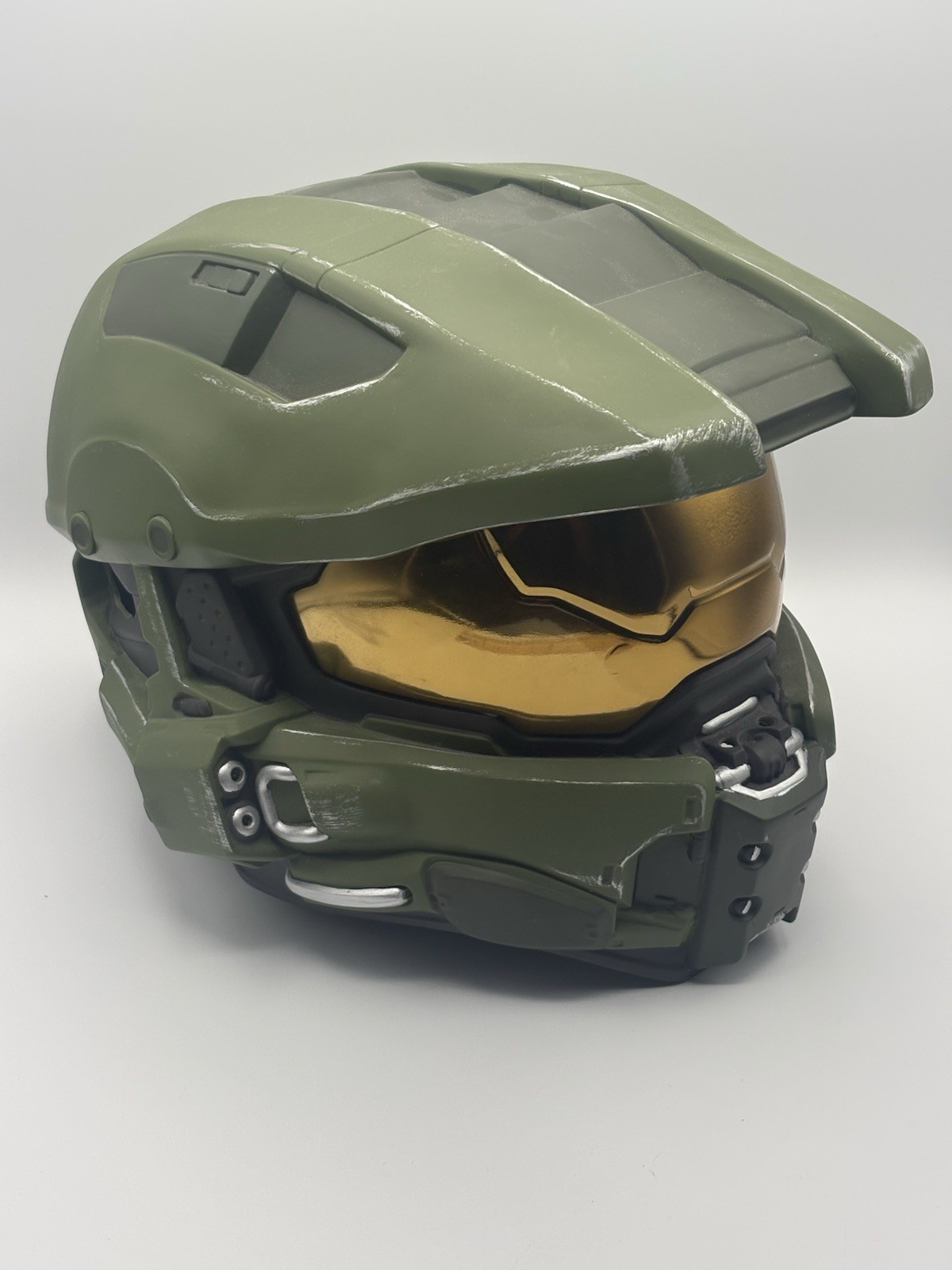 Halo Helmet Master Chief Full Sized Wearable with LED Lights – Infinite, 2, 4