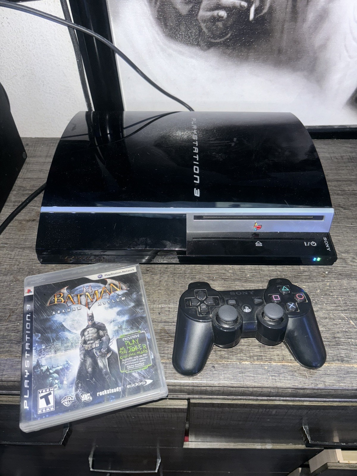 Sony PlayStation 3 60GB Piano Console Black Backwards Compatible. with 11 games
