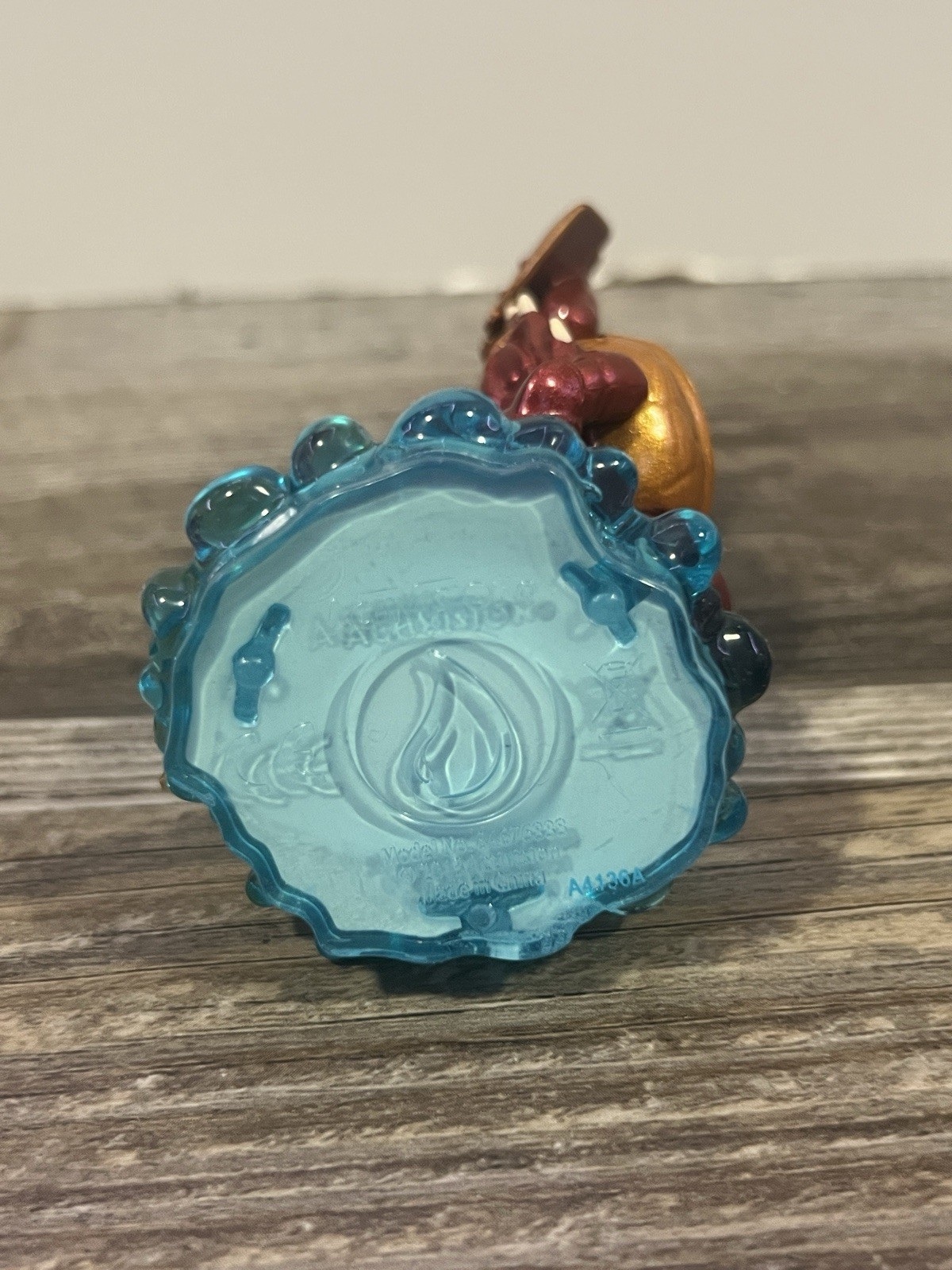Lightcore Wham Shell Skylanders Swap Force Character Figure