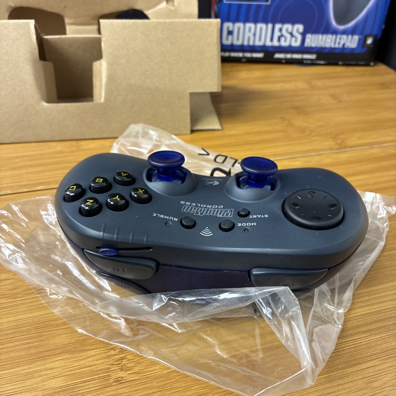 Logitech WingMan Cordless Rumblepad 2.4GHz PC Controller 2002 New in Box