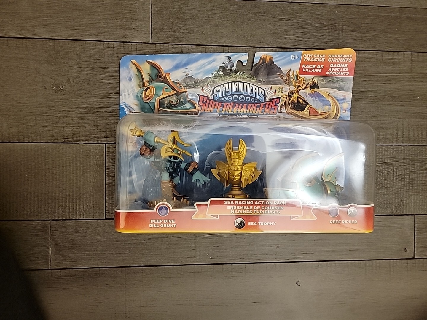 Skylanders SuperChargers Sea Racing Action Pack Gill Grunt Reef Ripper Trophy