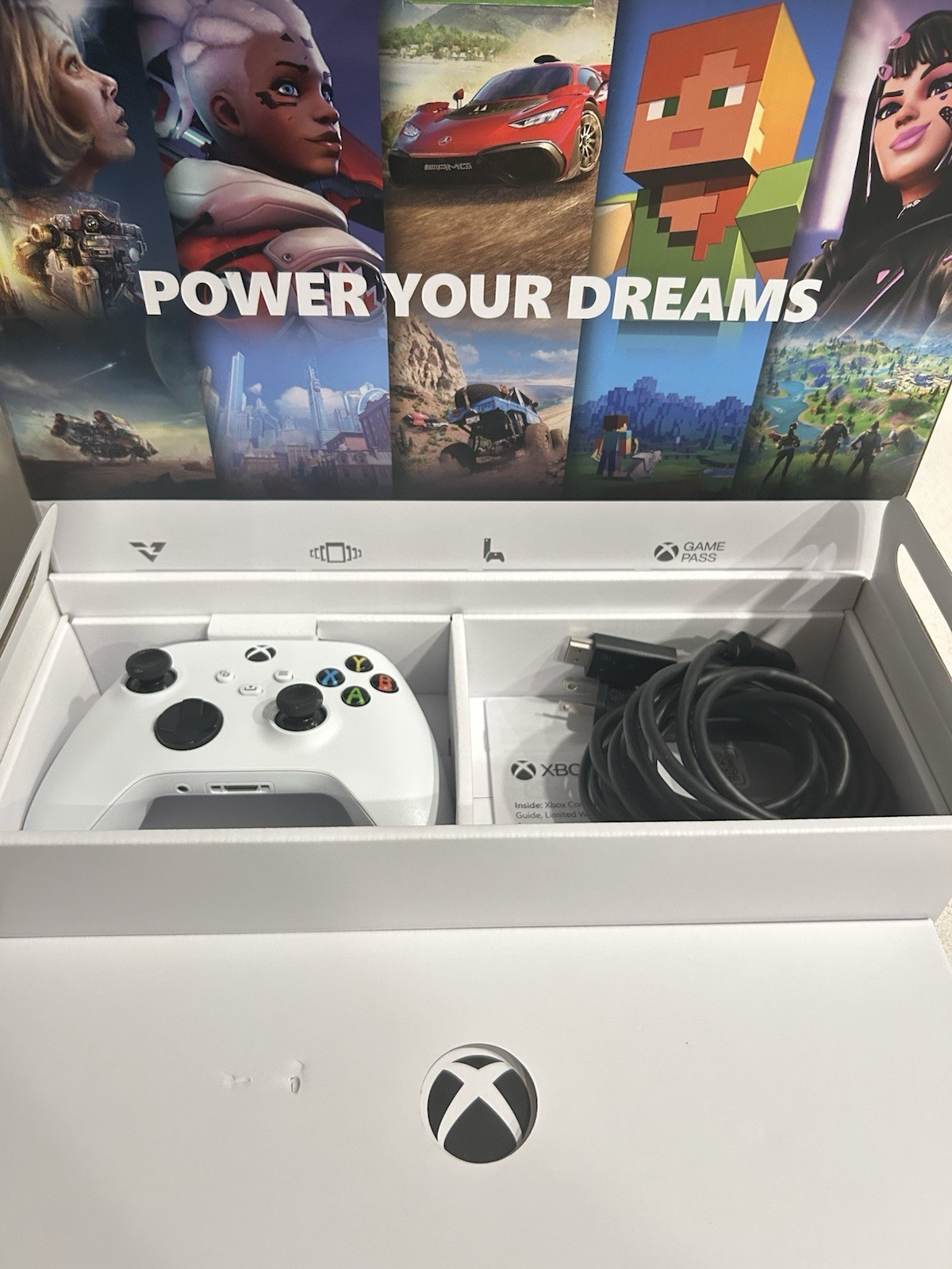 Microsoft Xbox Series S 512GB SSD White Console 4K 120 FPS w/ Controller Cables
