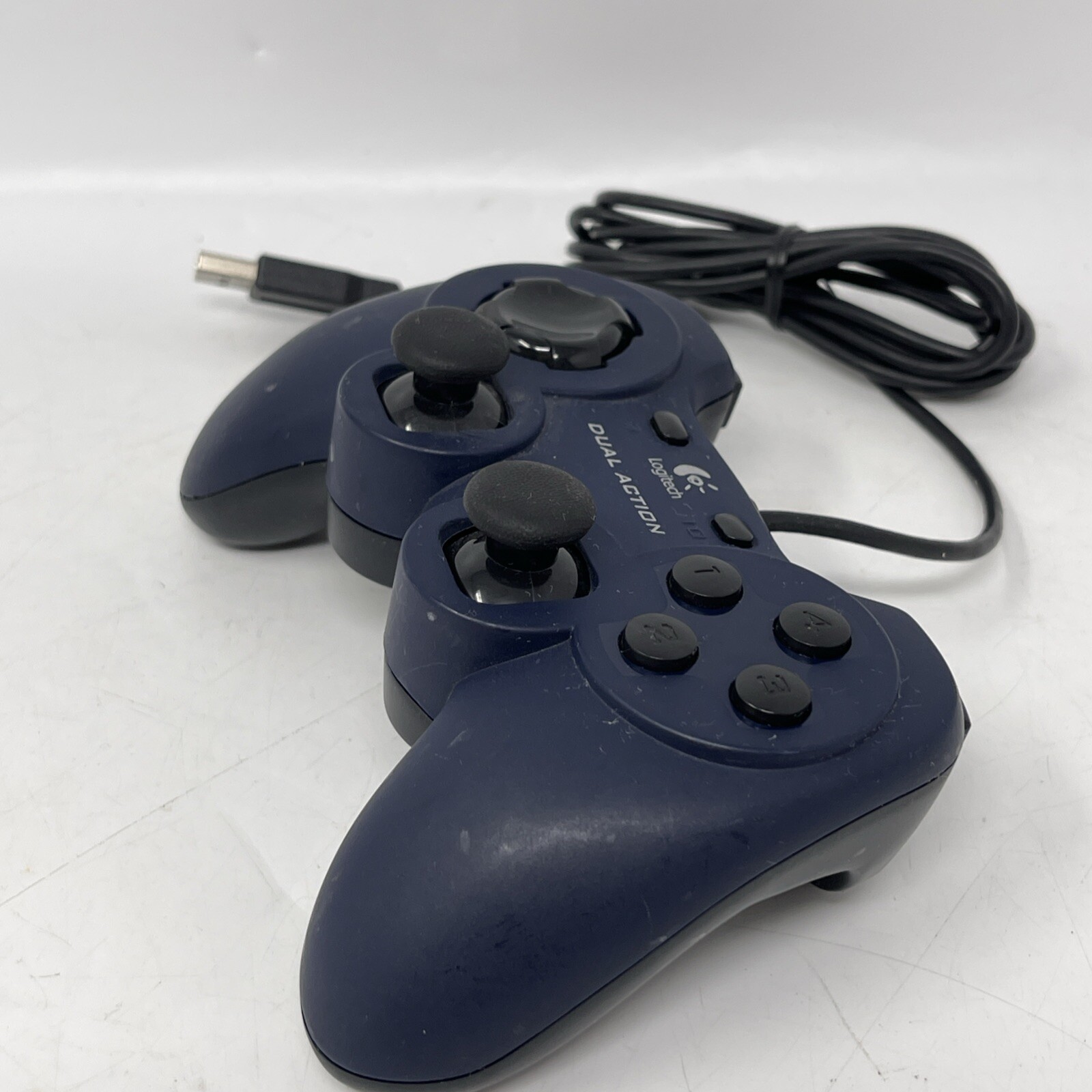 Logitech Dual Action USB Game Controller for PC/Mac Black Dual Action – Tested