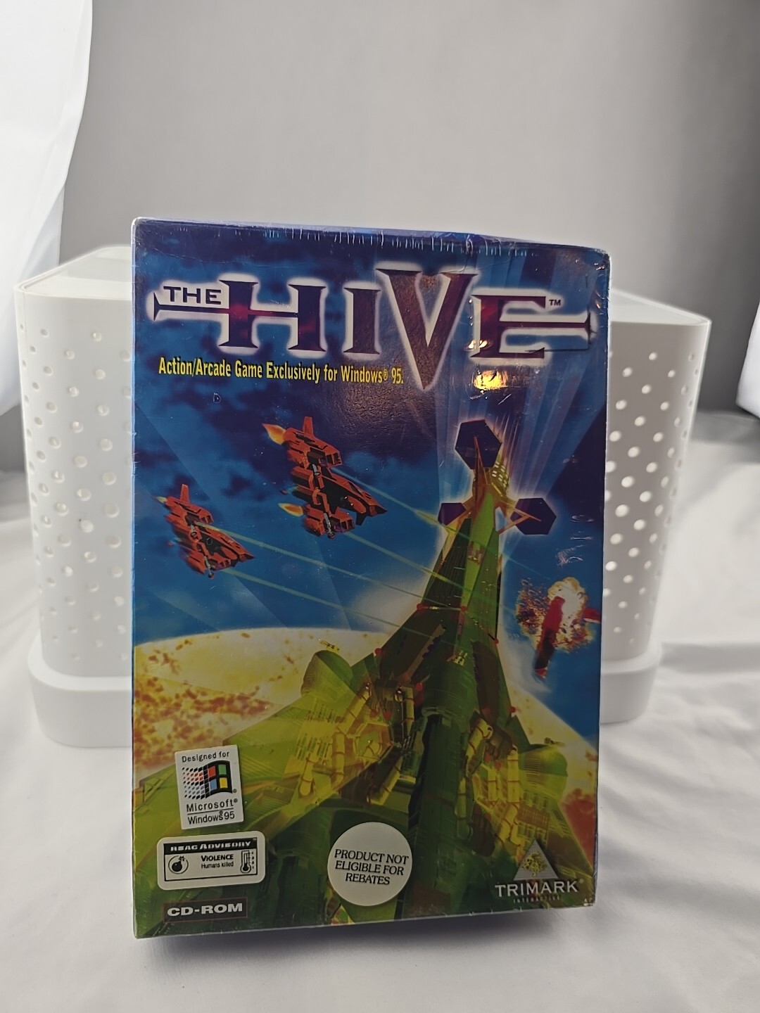 The Hive Action Arcade Game For Microsoft Windows 95 CD-ROM New Sealed