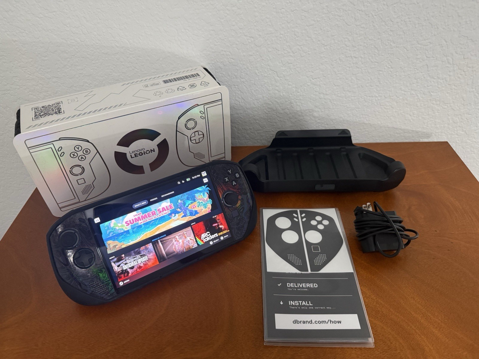 Lenovo Legion Go S 32GB/1TB Z1 Extreme + dbrand