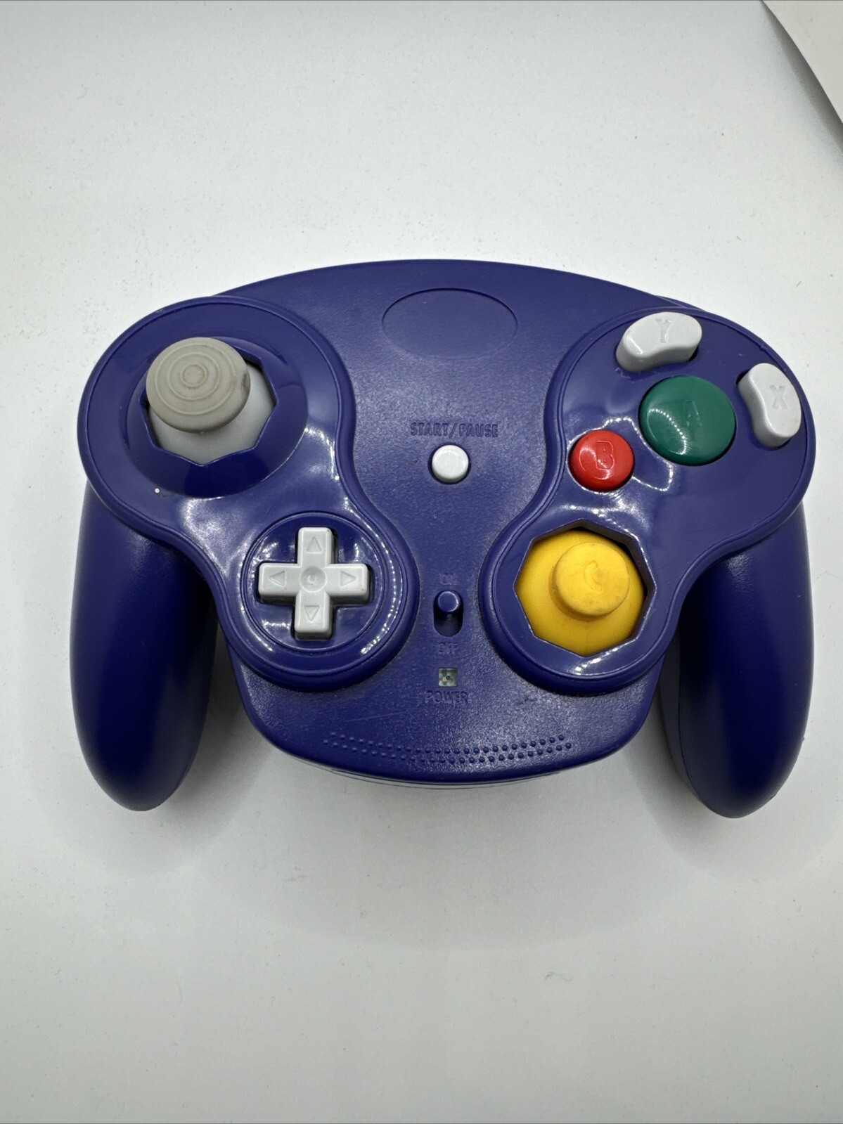 Nintendo Gamecube 3rd Party Wireless Controller (NO RECEIVER) It Turns On