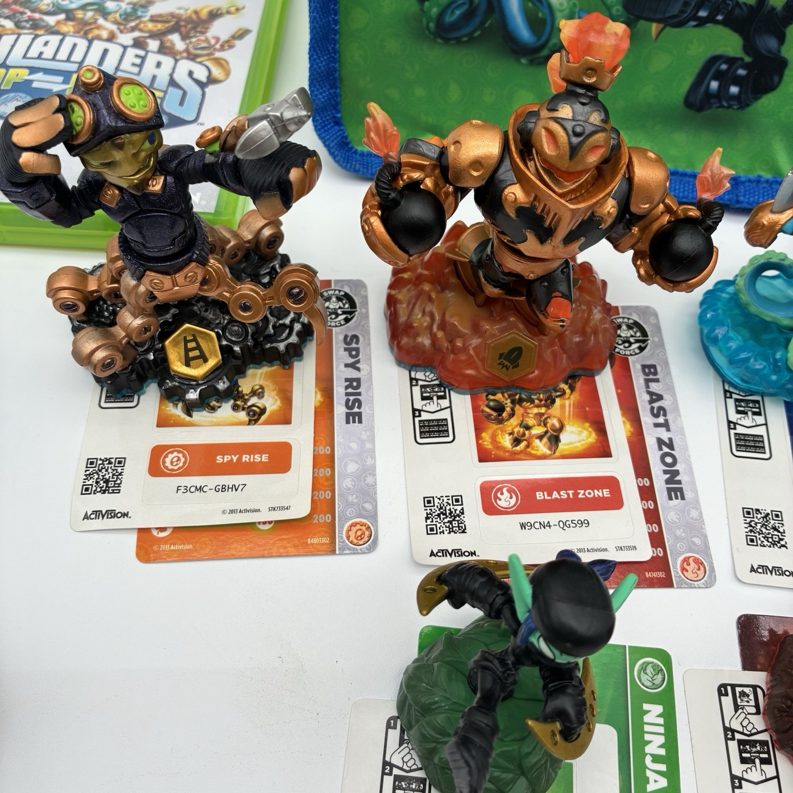 Skylanders Lot of 20 Spyro Giants Swap Force Trap Team Mixed Bundle Portals Case