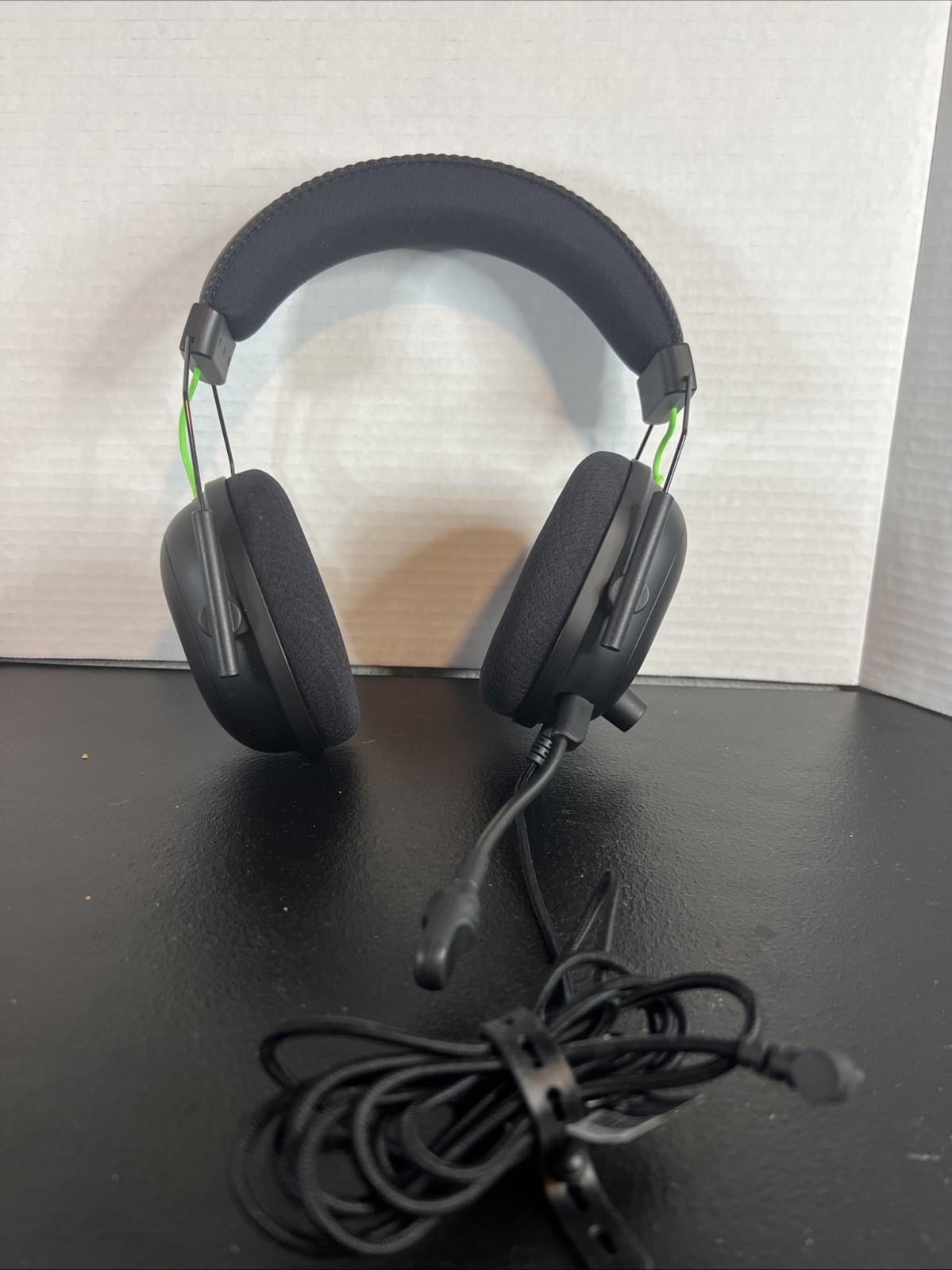Razer BlackShark V2 X Gaming Headset Wired 3.5mm with Mic – Black Green Logo