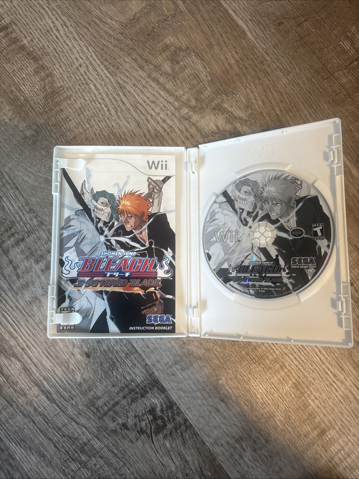 Bleach: Shattered Blade (Nintendo Wii, 2007) Complete