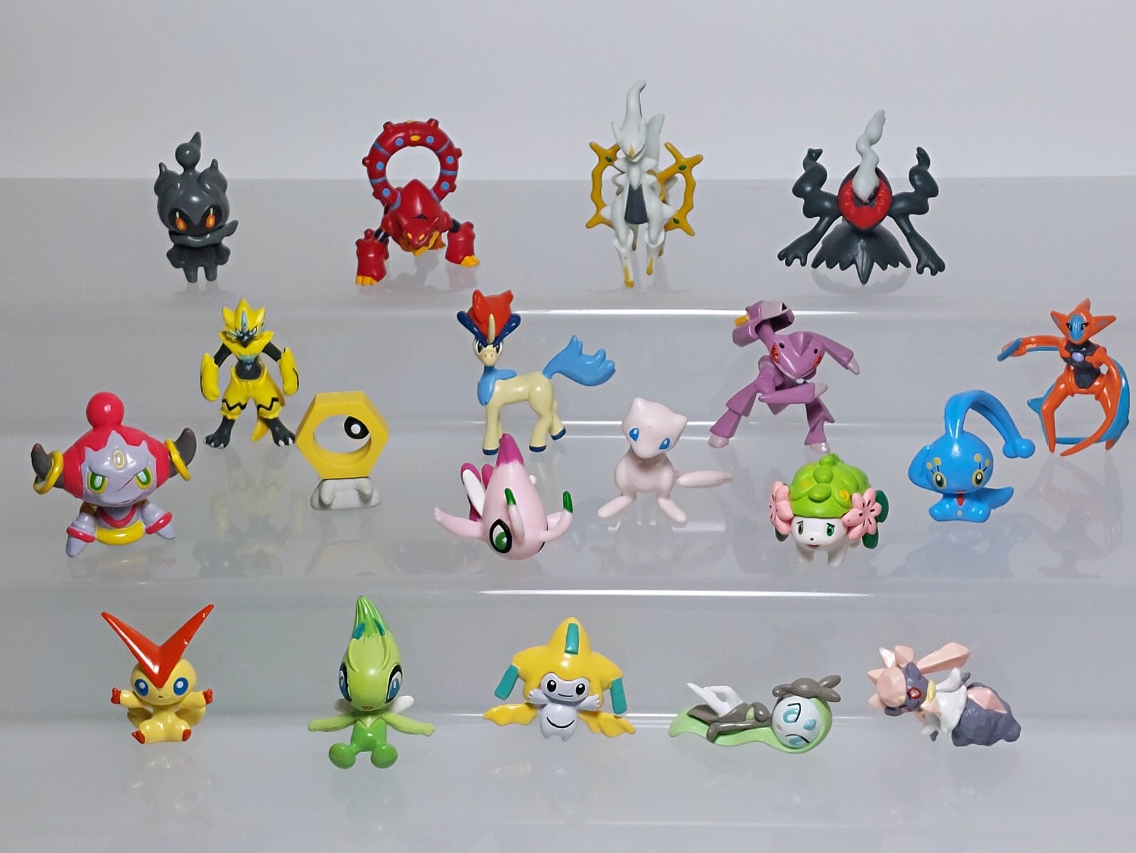 Mythical Pokemon Chupa Get Collections Figure Set Mew Celebi Marshado 0.8-1.6in