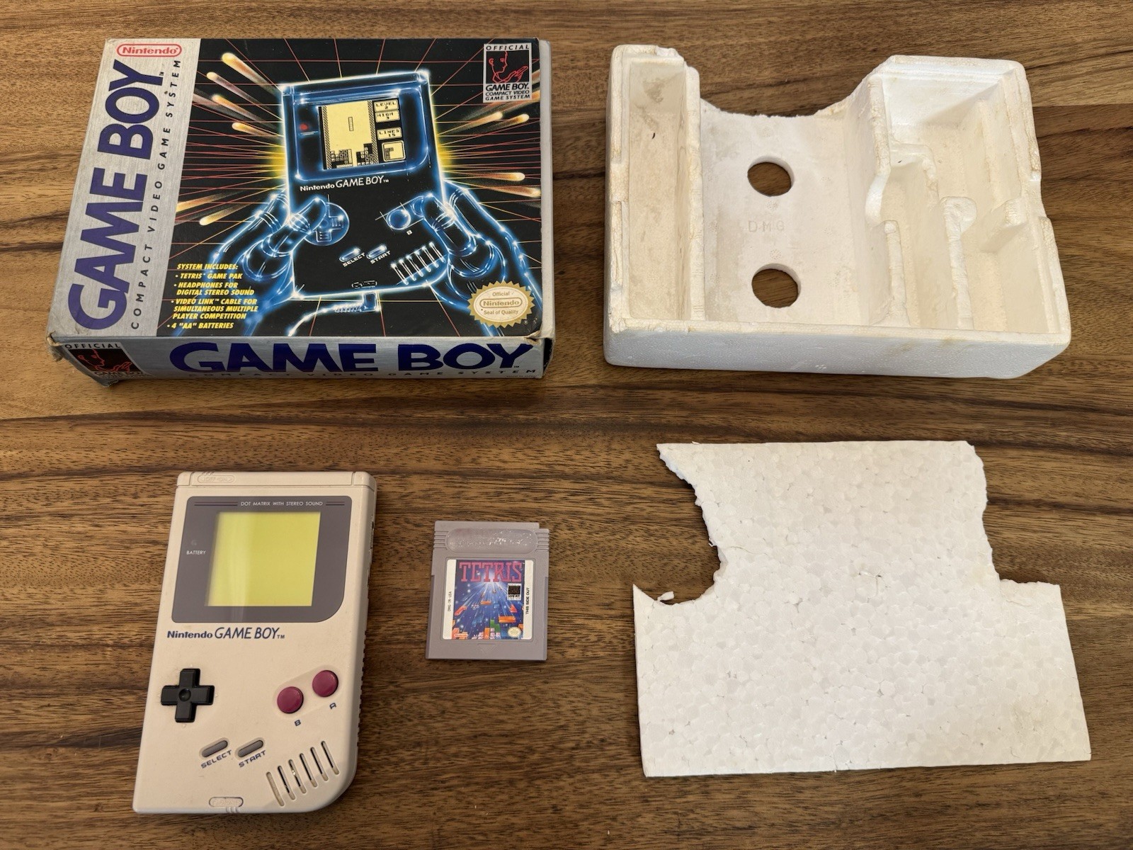 Original Game Boy 1989 DMG-01 Gameboy w/ Box, Foam, Cable, Inserts – WORKS!
