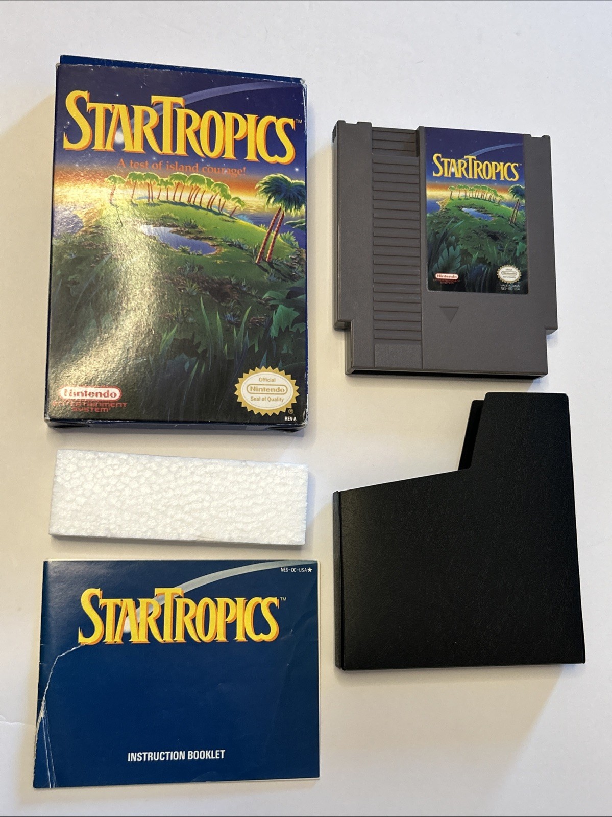 StarTropics – Nintendo NES (1990) – Complete in Box (CIB) W/ Box Manual Letter