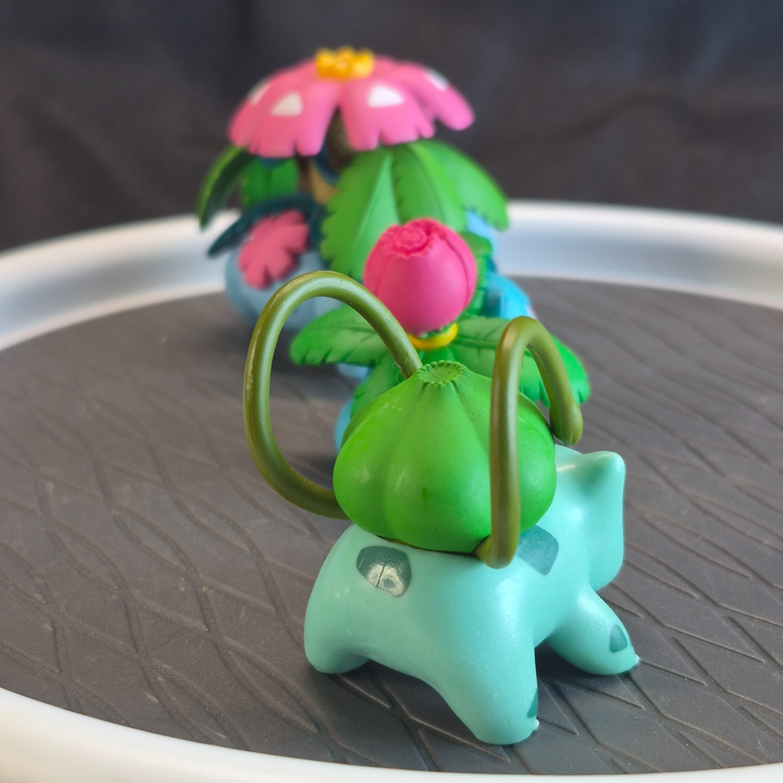 Mega Venusaur Ivysaur Bulbasaur Pokemon Figures Takara Tomy & Jazwares Mid 00’s