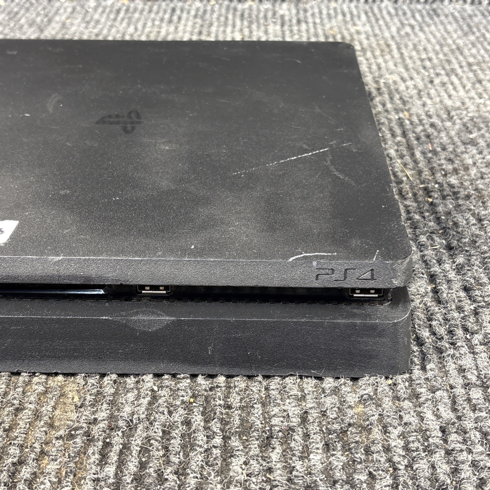 Sony PlayStation 4 PS4 Slim CUH-2215B 1TB Gaming Console ONLY Black FAIR