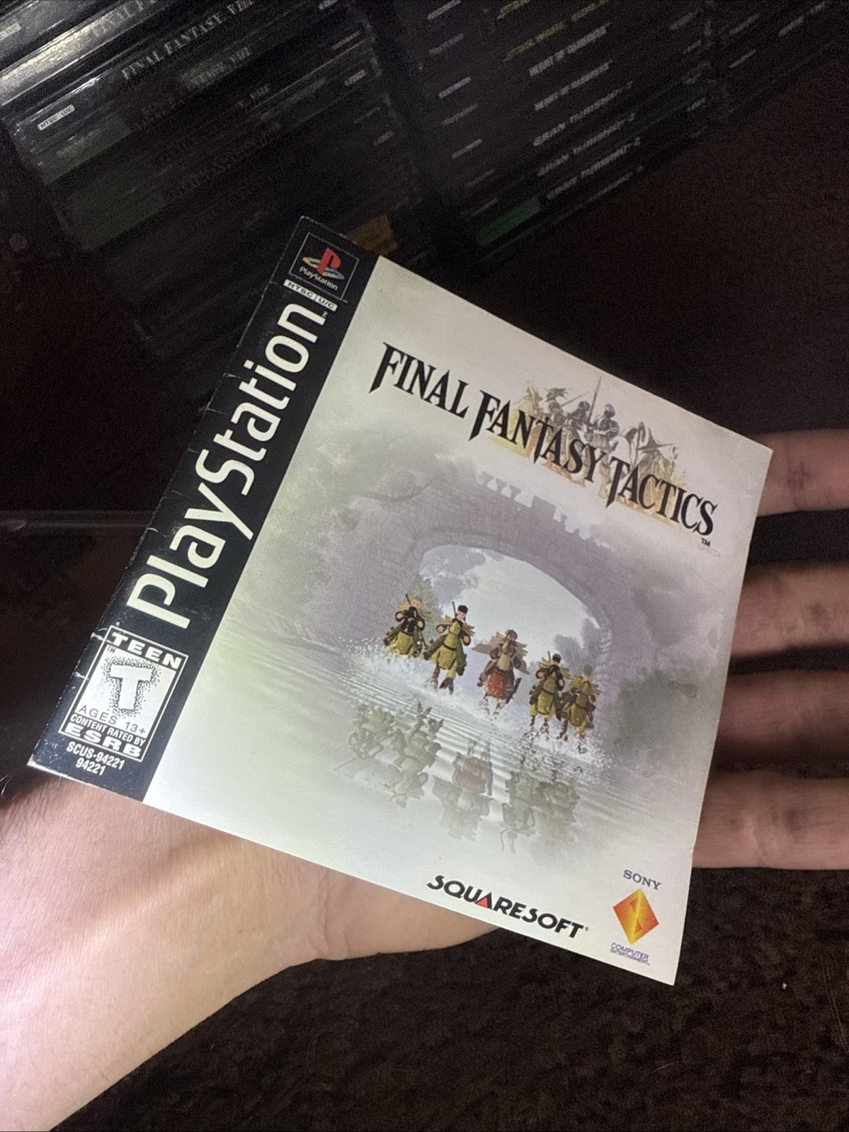 Final Fantasy Tactics PS1 PlayStation 1 Complete Manual Near MINT condition Disc