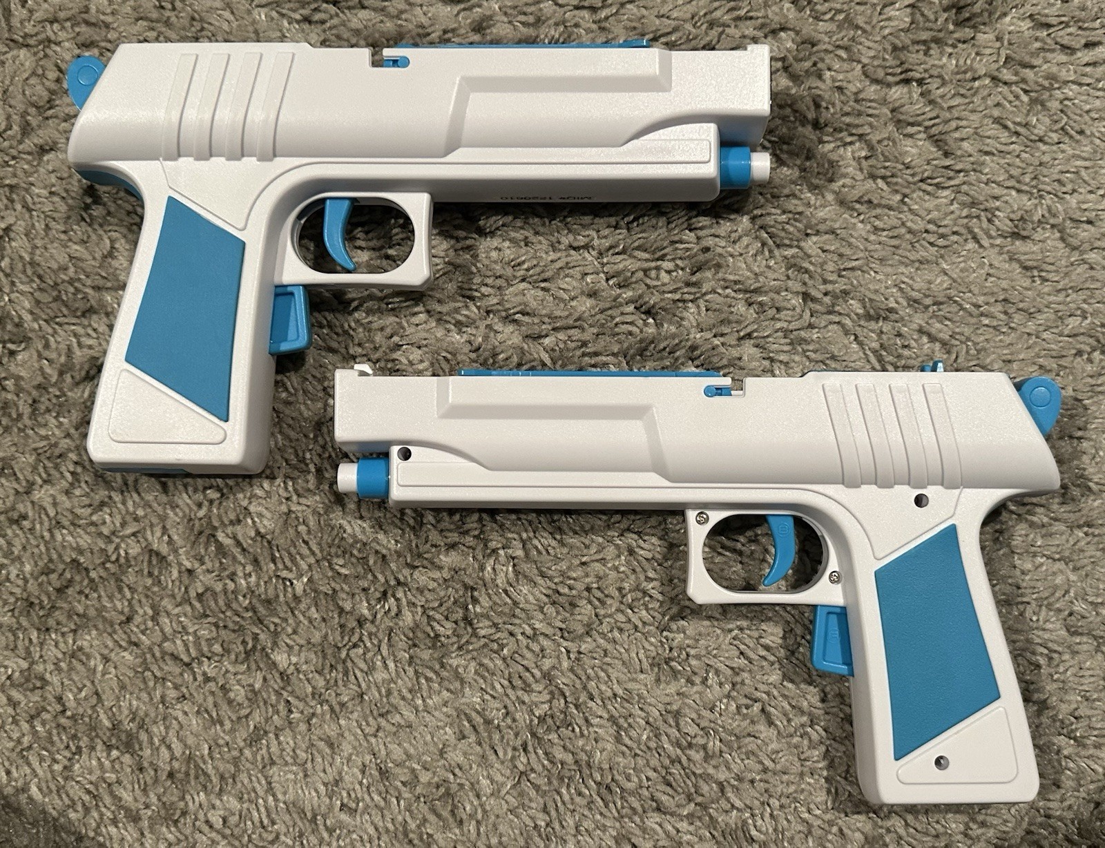 NINTENDO WII – 2 DREAMGEAR DUAL TRIGGER QUICK SHOT MOTION PLUS PISTOL LIGHT GUN