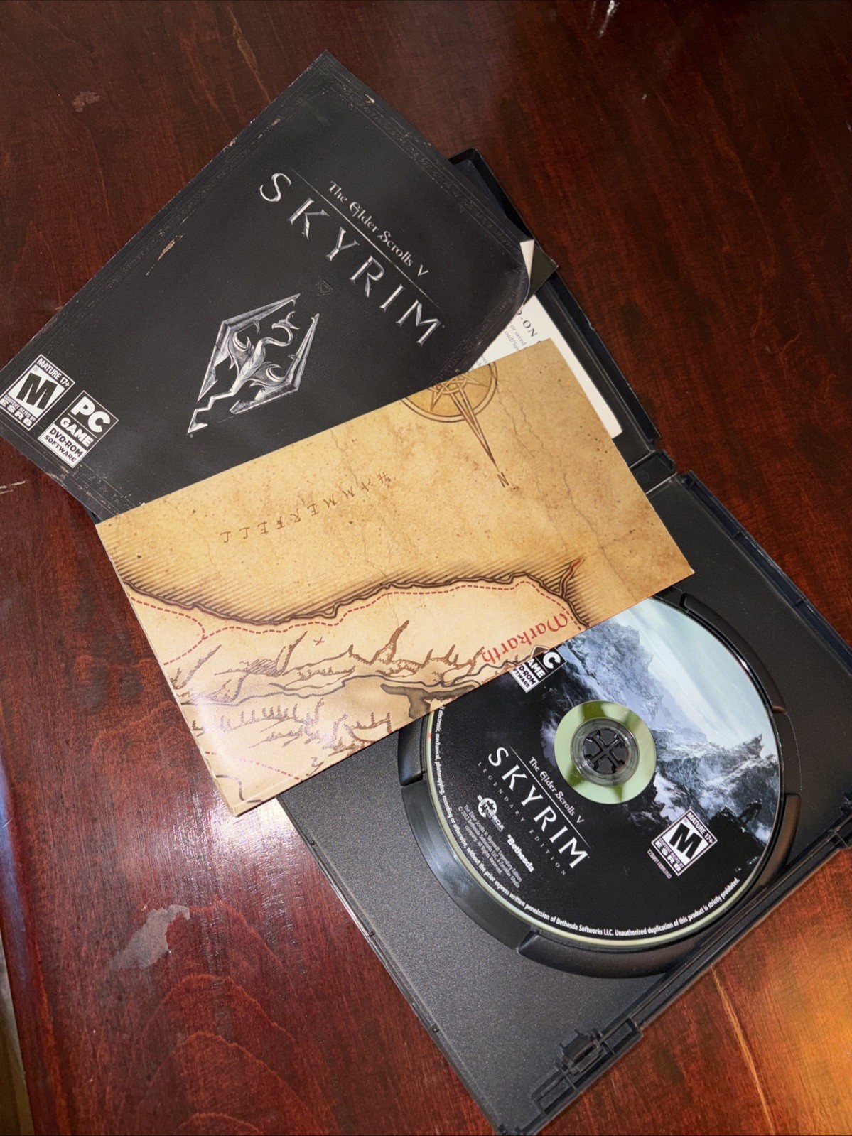 Elder Scrolls V: Skyrim — Legendary Edition (PC, 2013) Pre-owned Good Condition