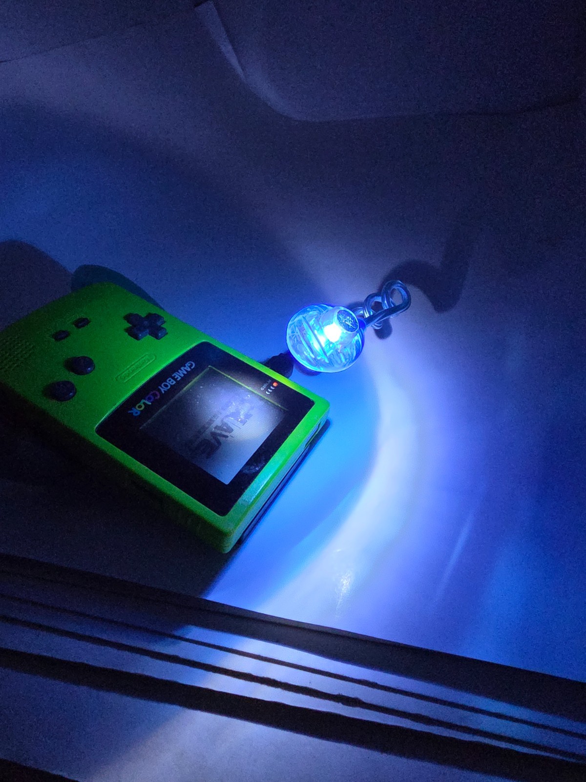 NEW Super Bright LED Snake Worm Light for GameBoy Color No Batteries Required BL