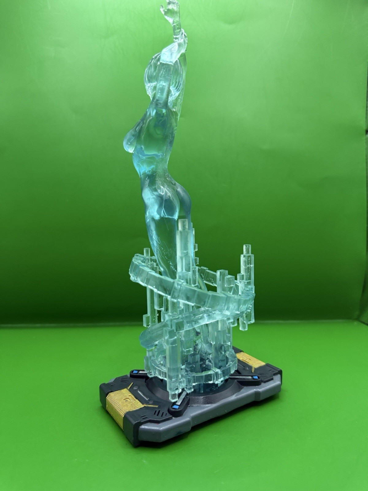 Halo Cortana Chip Statue #2
