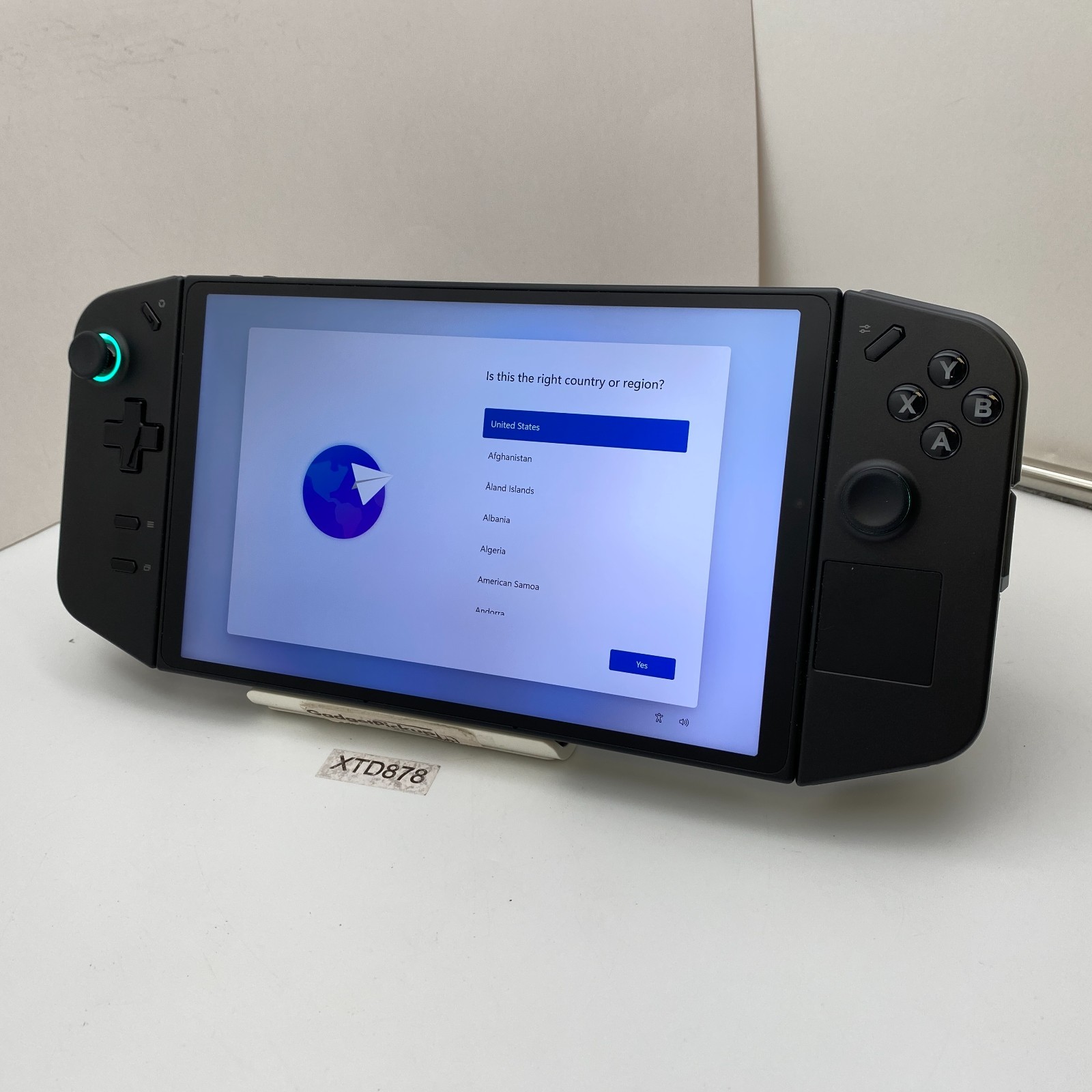 Lenovo Legion Go – 512GB – Black – Handheld Console System – Open Box