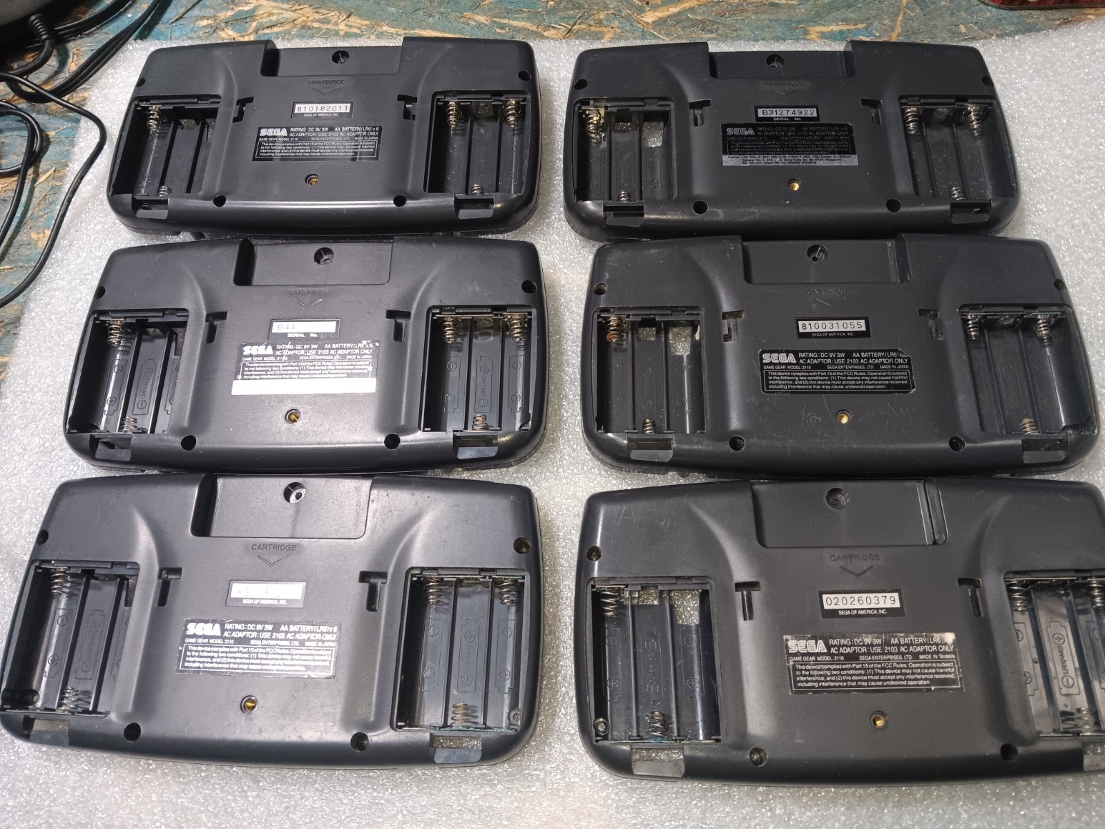 SEGA Game Gear 2110 EXACT EMPTY BACK BATTERY CORROSION X6 ONLY-INTACT-SEE ALL