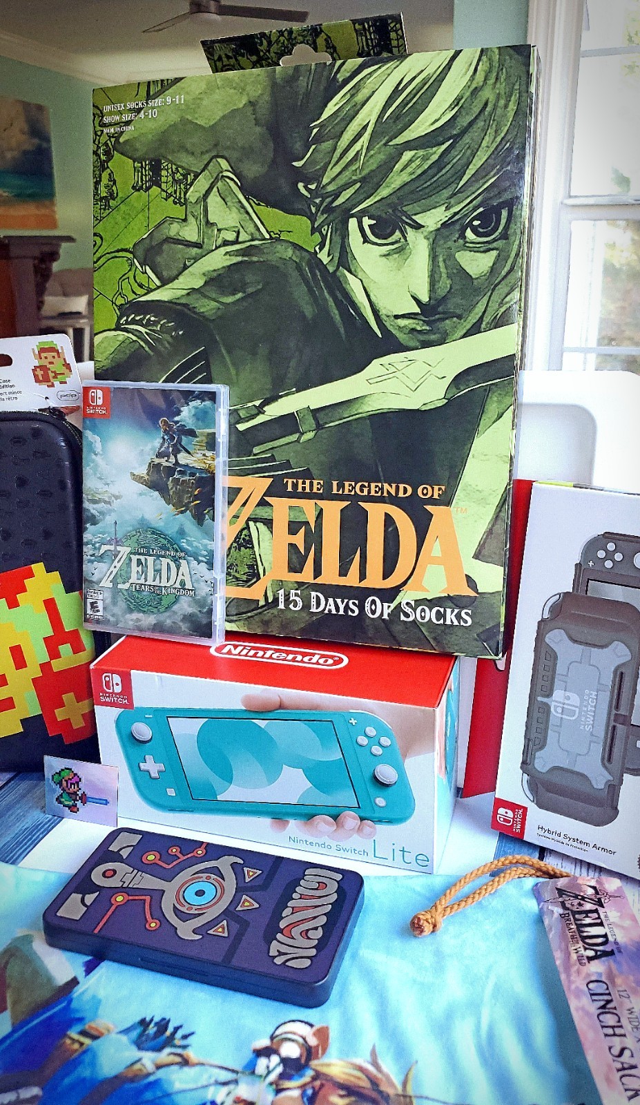 🔥🆕🔰 LEGEND OF ZELDA: Tears Of The Kingdom Nintendo Switch Lite Console Bundle