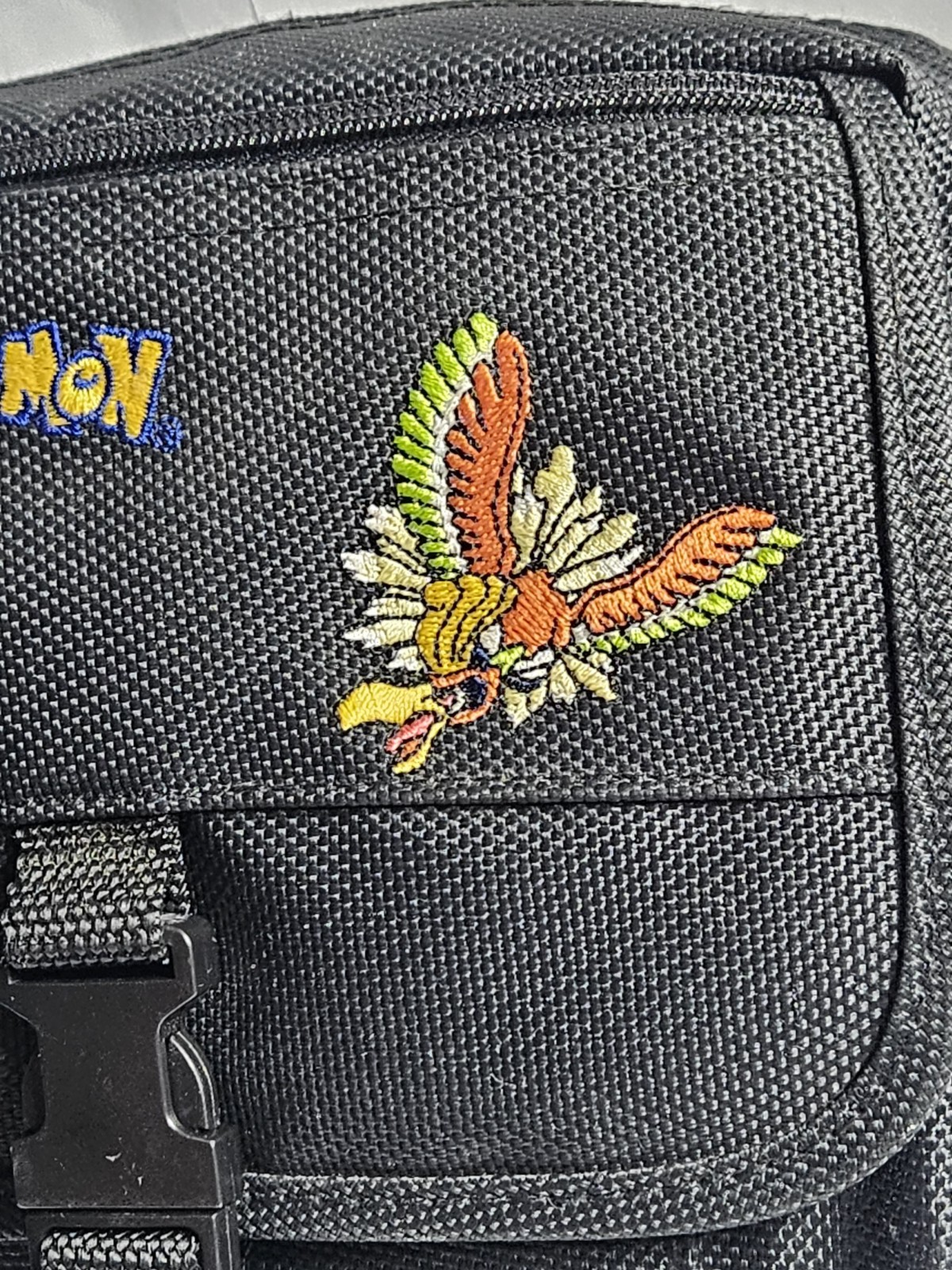 Vintage Nintendo Game Boy Pokemon Lugia Ho-Oh Gold Silver Carry Case Fanny Pack