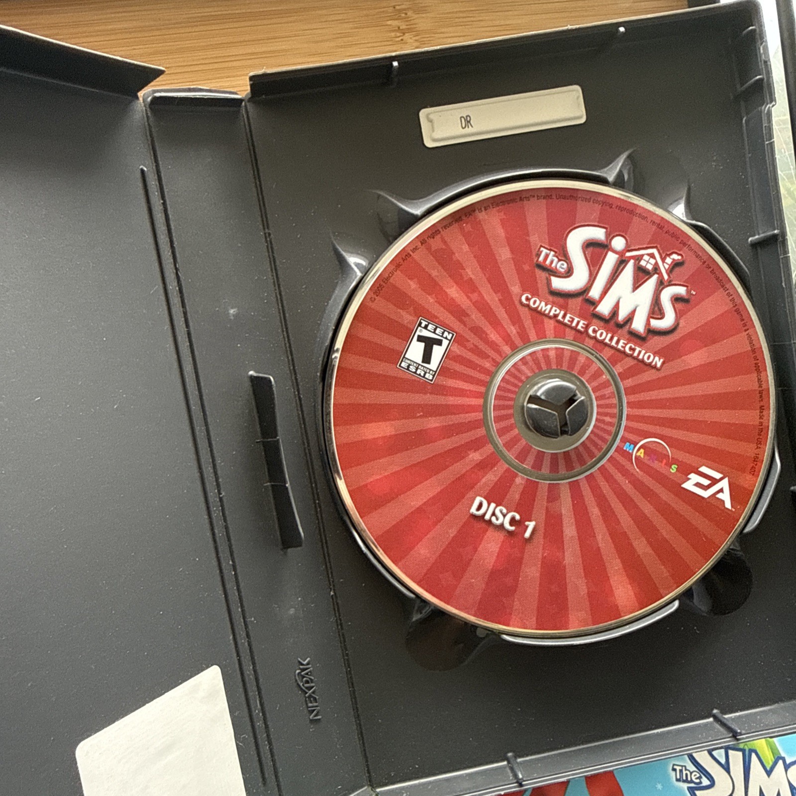 The Sims Complete Collection 2005 EA PC CDROM 4 Discs Manual Sticker Inserts CIB
