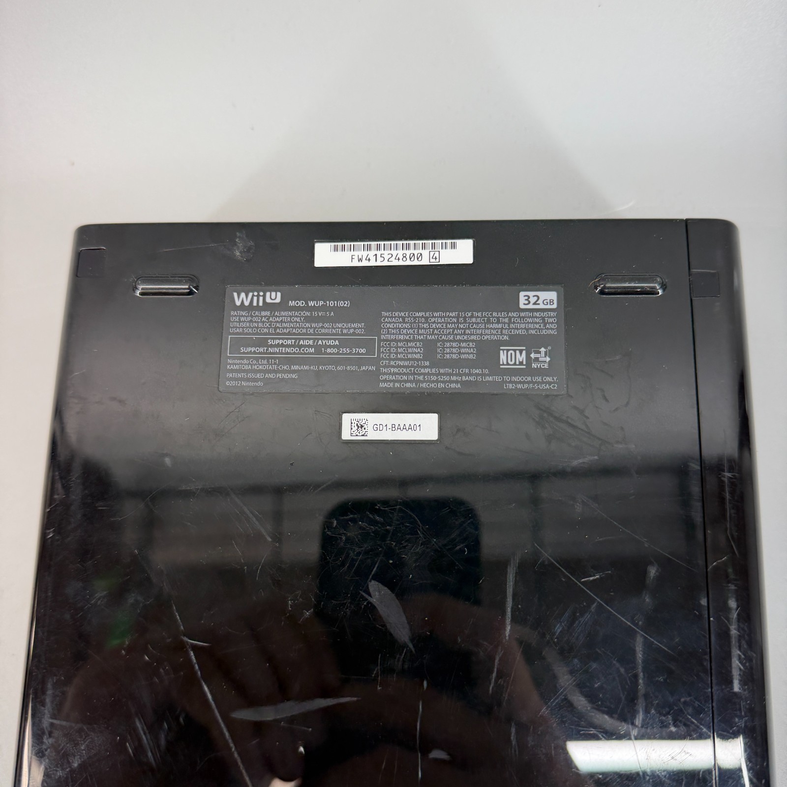 Nintendo Wii U Gamepad & 32GB Console OEM Genuine WUP-010 Black with Charger
