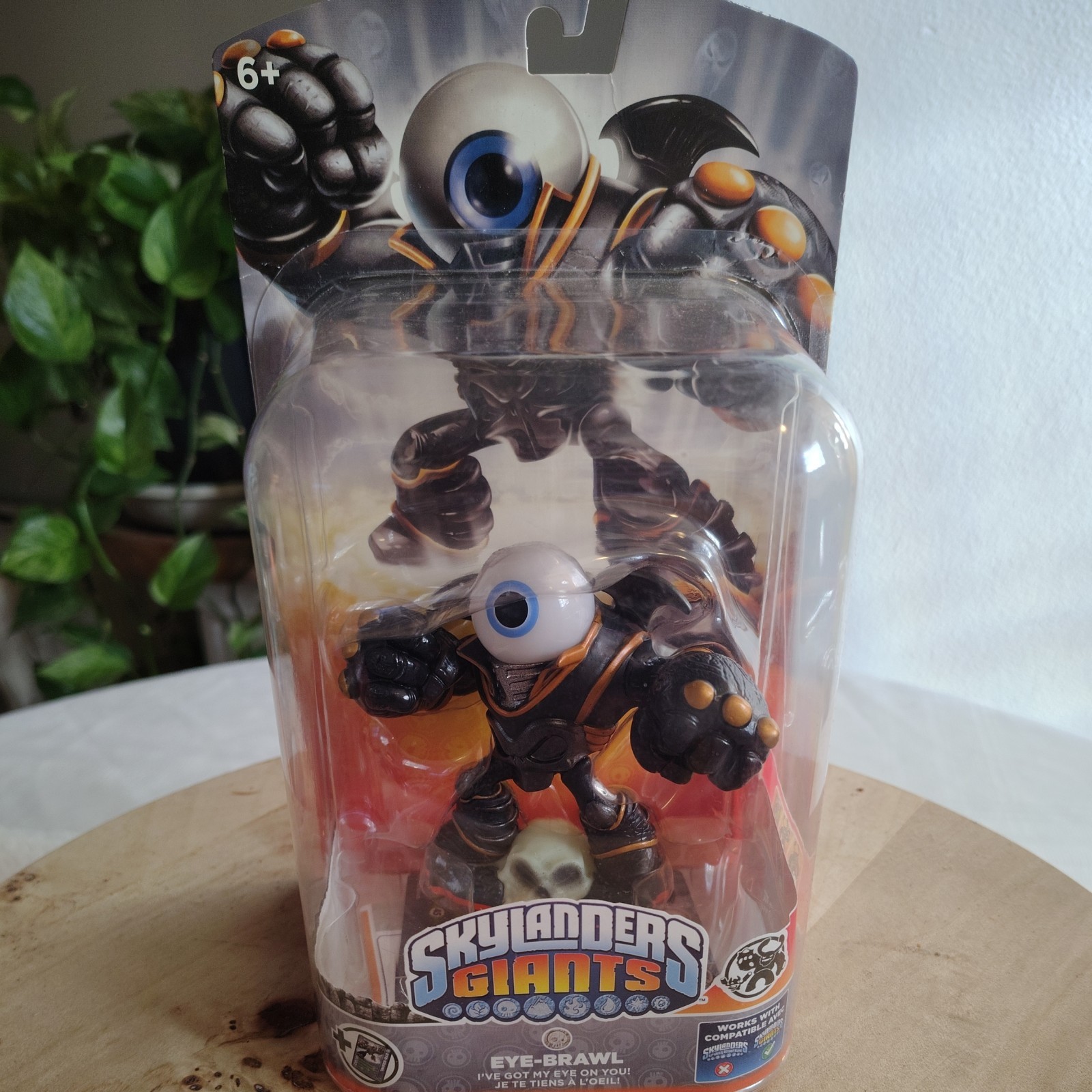 2012 Skylanders Giants Eye-Brawl, Thumpback, Bouncer, Crusher, Hot Head, Swarm
