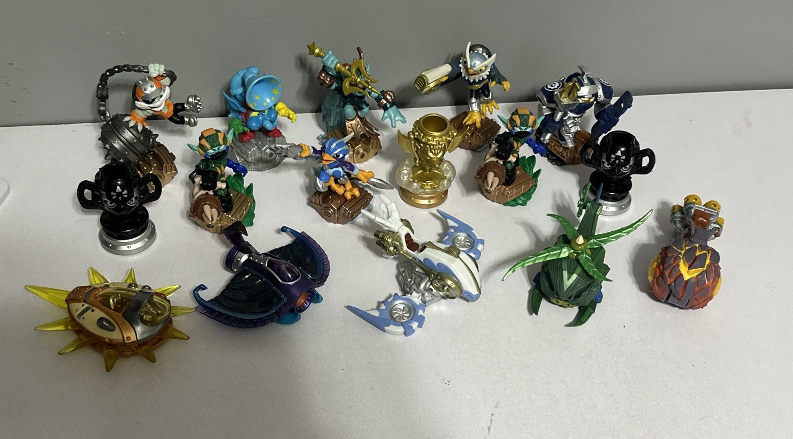Skylanders Superchargers Lot 3 Trophy 8 Figure 5 Vehicles