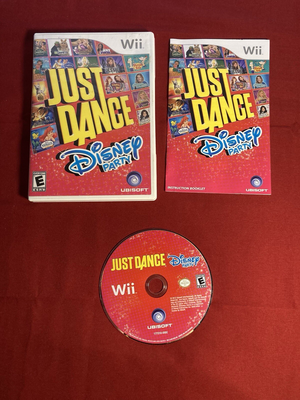 Just Dance: Disney Party, (Wii) Game CIB Complete Tested Manual