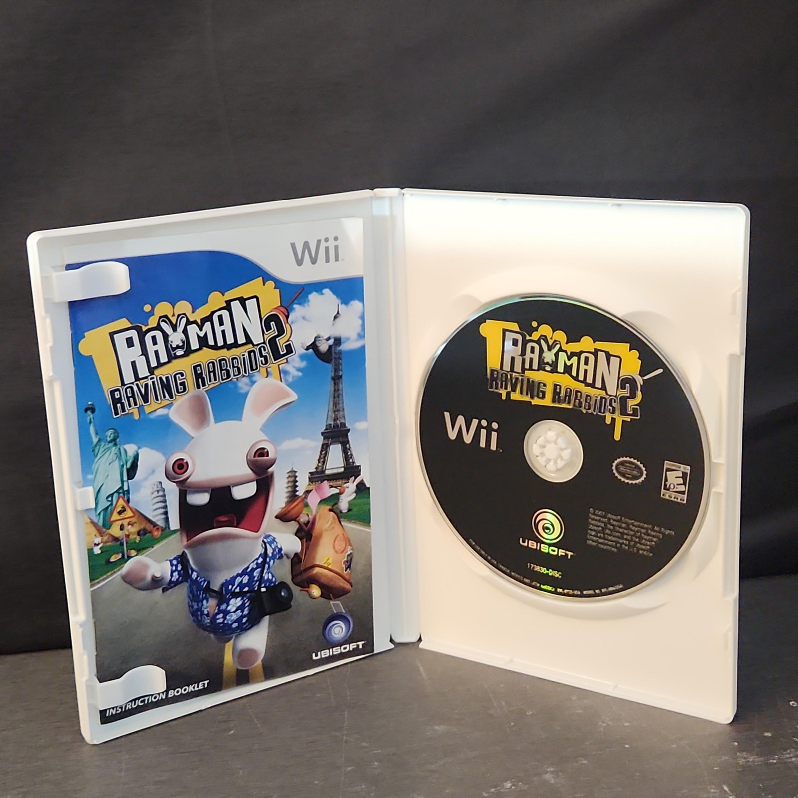 Rayman Raving Rabbids 2 Nintendo Wii Game CIB