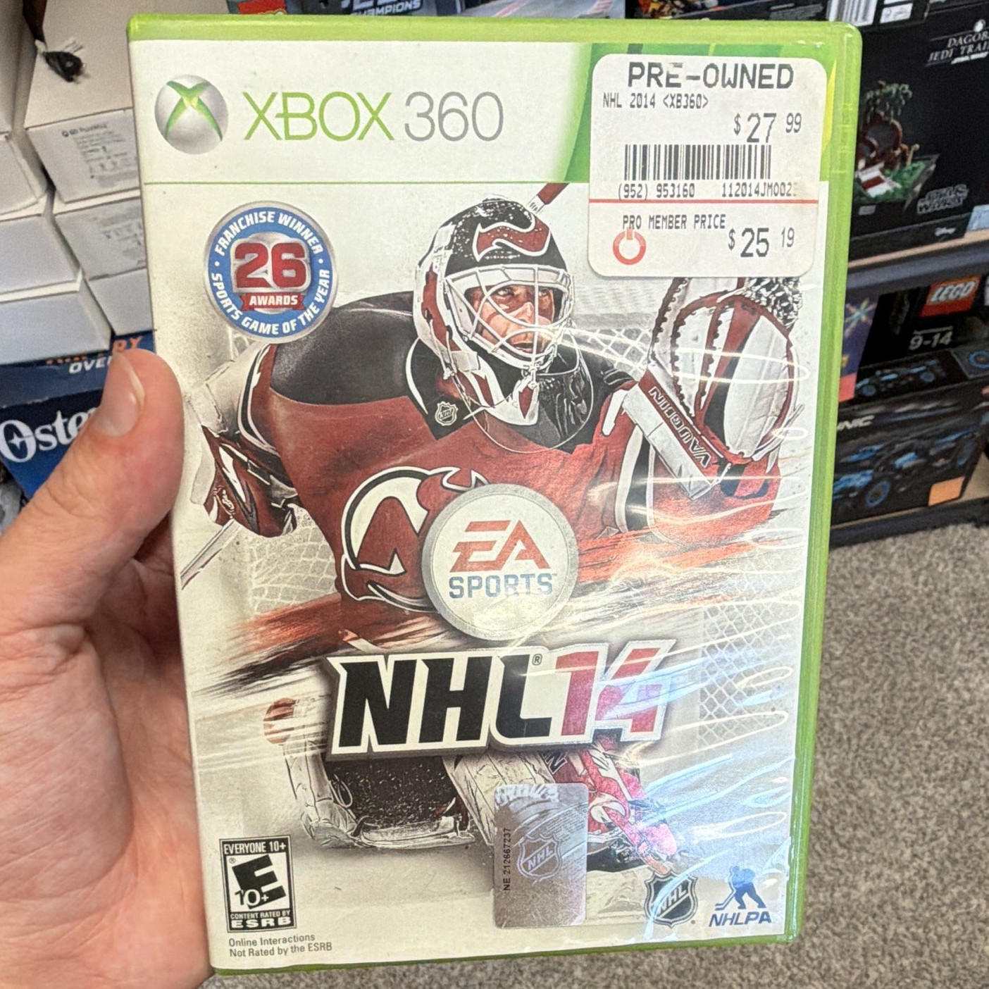 EA SPORTS NHL 14 for Xbox 360 – Multiplayer Online, E10+, NTSC-U/C