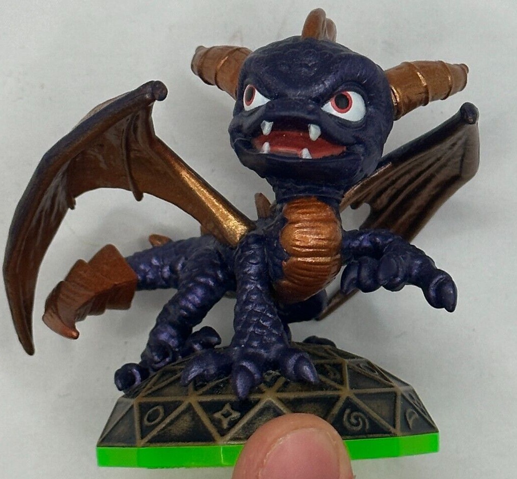 Skylanders Spyro’s Adventure Spyro Series 1 Purple- Model No.83974888- V3112🔔