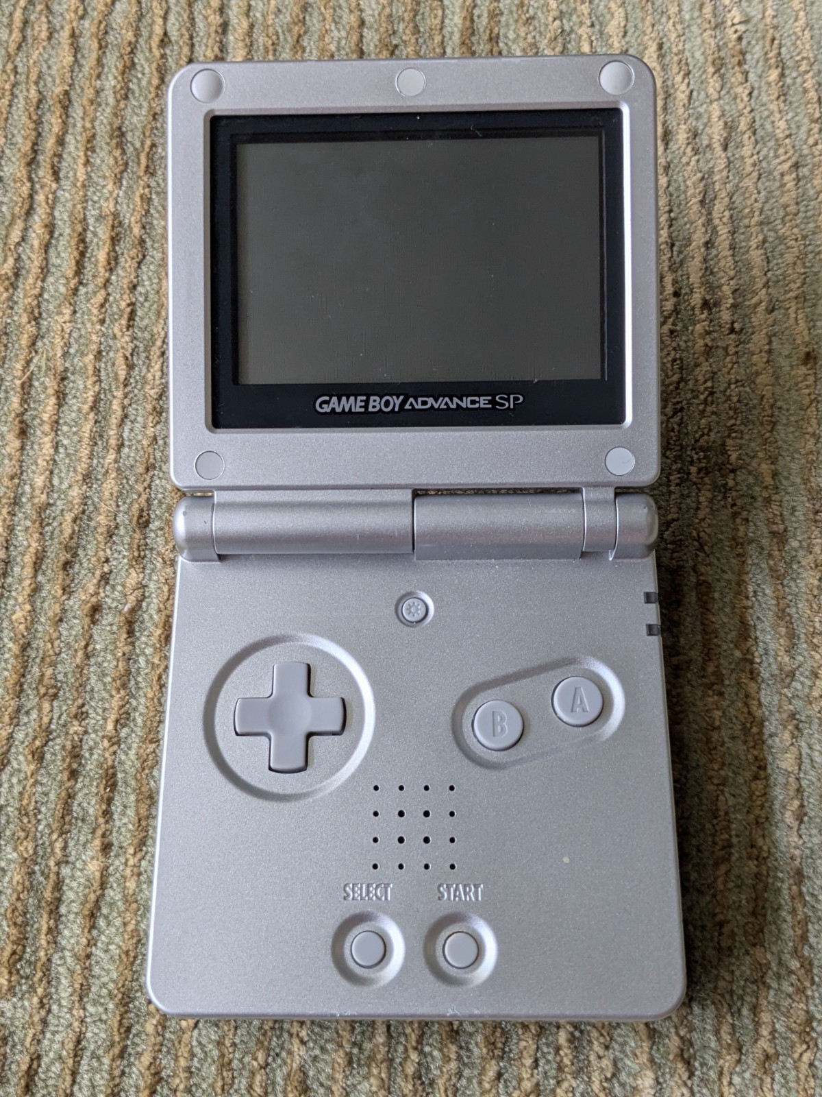 Nintendo Game Boy Advance SP AGS-001 Silver W/ Charger and Game