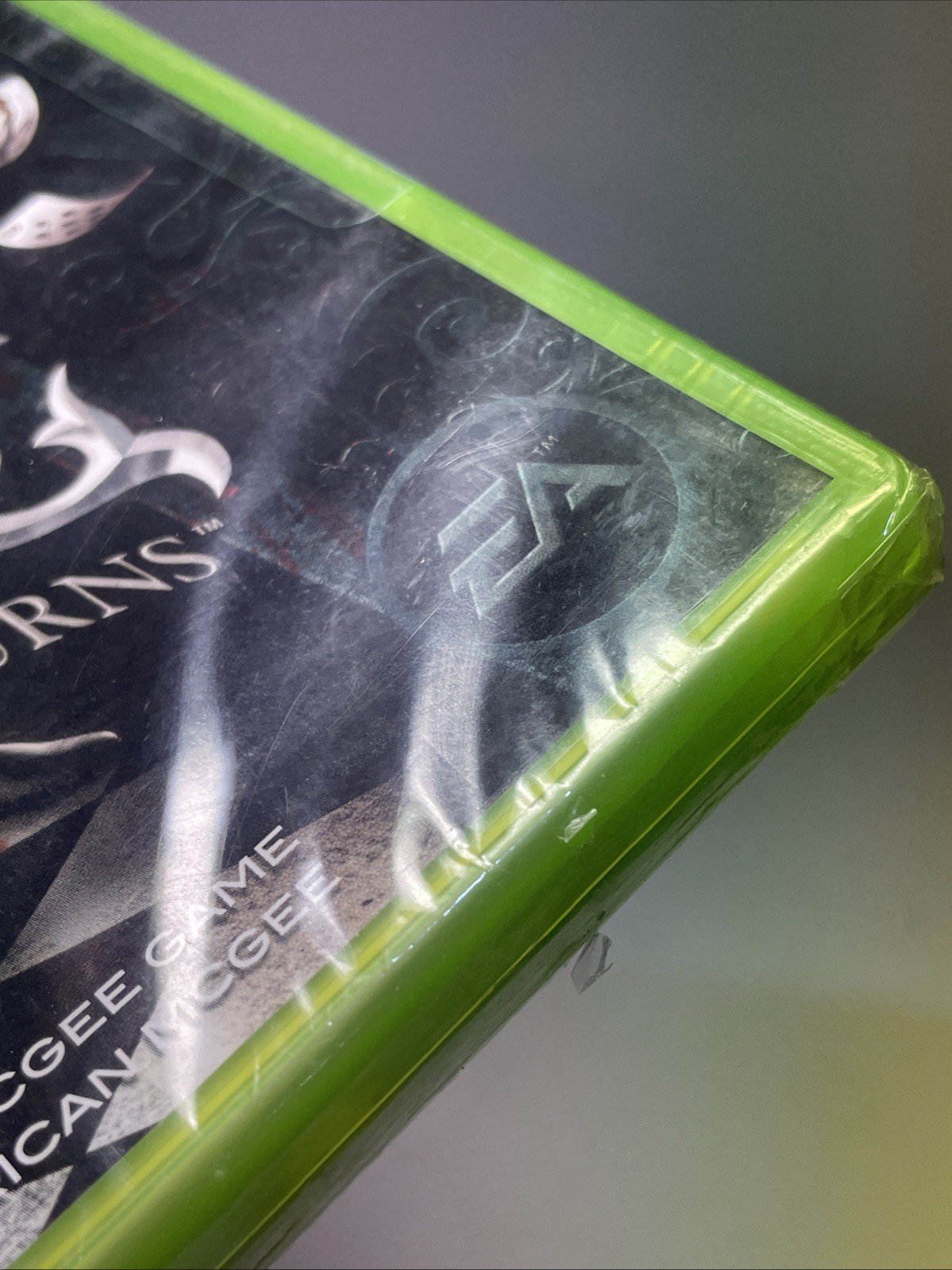 Alice Madness Returns (XBOX 360) BRAND NEW Factory Sealed READ Has Tears