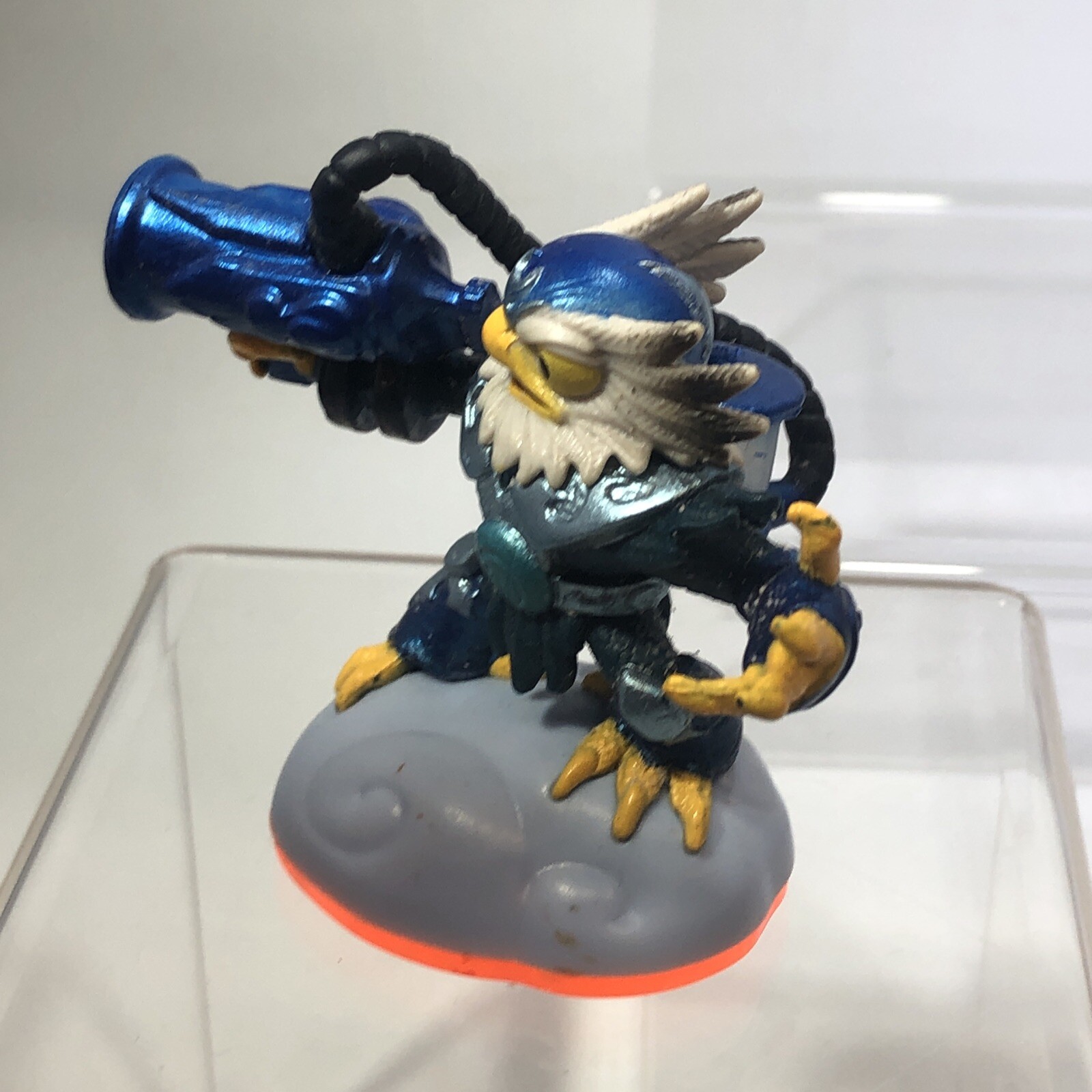 Lot of 6 Skylanders Figures Eruptor, Stealth Elf, Cynder, Gill Grunt, & More