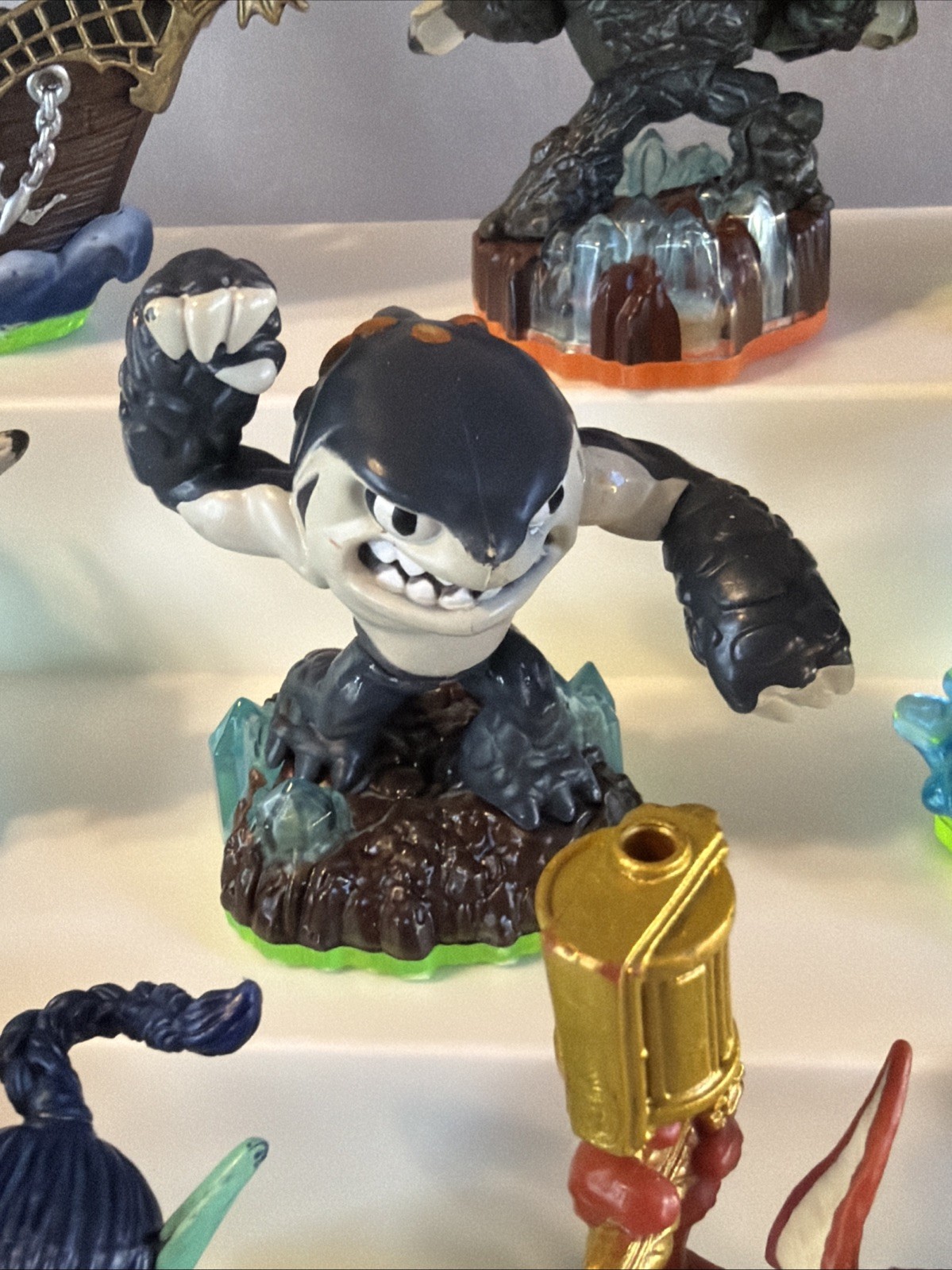 10 Skylanders Game Figures Elf Shroomboom Giant Terrafin Zap Drill Spyros Ship